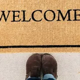 How to set up an automatic welcome email